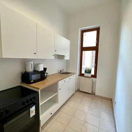 Zu Fuss Ins Zentrum, Nahe Arena