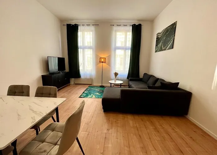 Zu Fuss Ins Zentrum, Nahe Arena Apartamento *