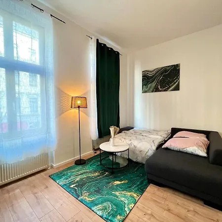 Zu Fuss Ins Zentrum, Nahe Arena * Leipzig